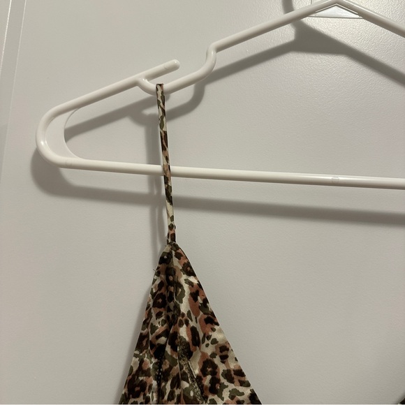 Aritzia Wilfred Silk Leopard Print Camo Tank top Size Small Women’s - Picture 6 of 13